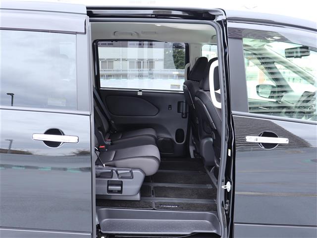 日産 セレナ １．２ Ｅ－ＰＯＷＥＲ ハイウェイスター Ｖ R4年 (関東) 99