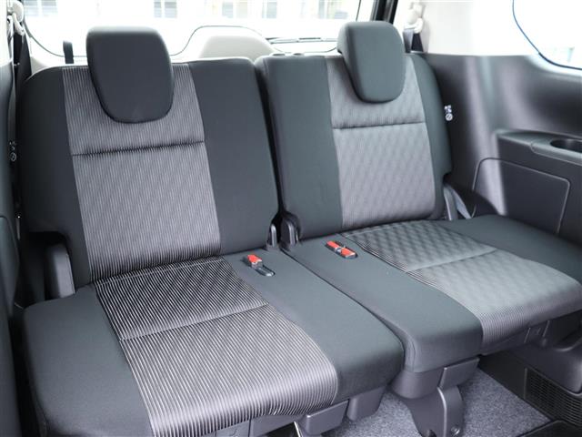 日産 セレナ １．２ Ｅ－ＰＯＷＥＲ ハイウェイスター Ｖ R4年 (関東) 99