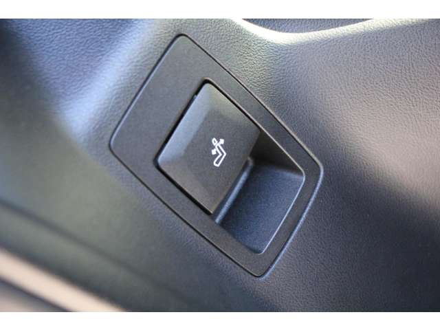 ＢＭＷ Ｘ４ Ｍ４０Ｉ ４ＷＤ R1年 (関東) 99