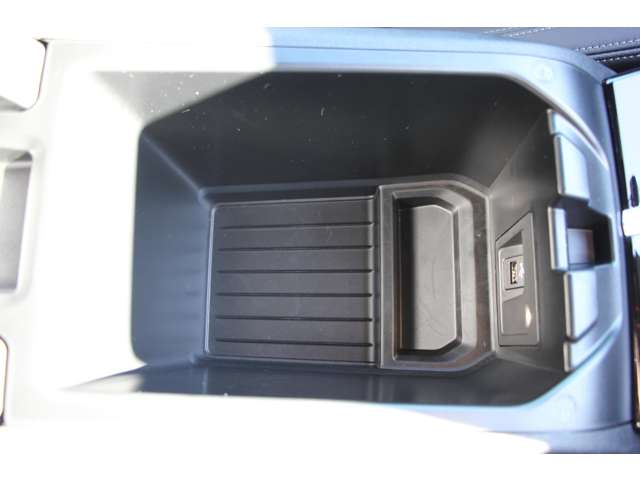 ＢＭＷ Ｘ４ Ｍ４０Ｉ ４ＷＤ R1年 (関東) 99