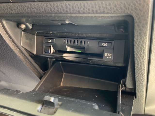 トヨタ カムリ ２．５ Ｇ レザーパッケージ R1年 (東北) 99