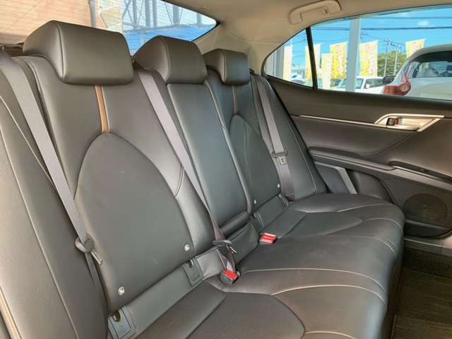 トヨタ カムリ ２．５ Ｇ レザーパッケージ R1年 (東北) 99