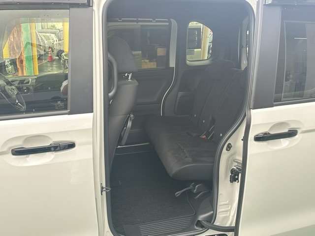 ホンダ Ｎ　ＢＯＸ カスタム ６６０ Ｌ スタイルプラス ブラック R5年 (東海) 99