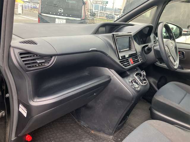 トヨタ ヴォクシー １．８ ハイブリッド Ｘ R1年 (東海) 99