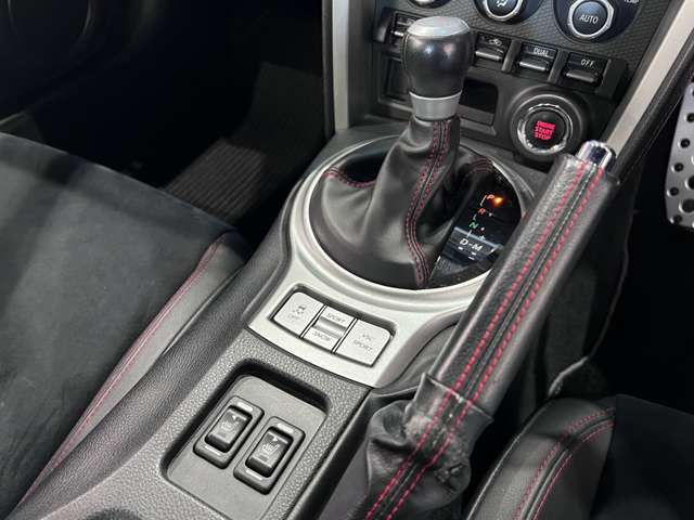 スバル ＢＲＺ ２．０ Ｓ H25年 (関東) 99