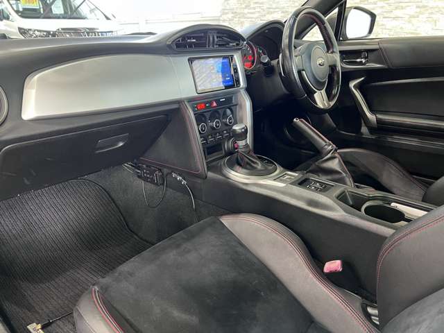 スバル ＢＲＺ ２．０ Ｓ H25年 (関東) 99