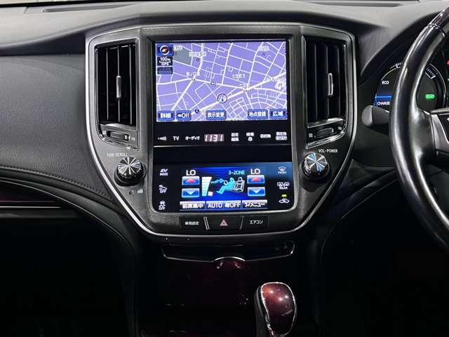 トヨタ クラウンマジェスタ　ハイブリッド ３．５ Ｆバージョン H27年 (関東) 99