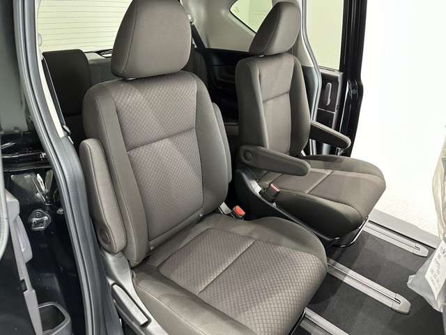 ホンダ フリード １．５ Ｇ R6年 (中国) 99