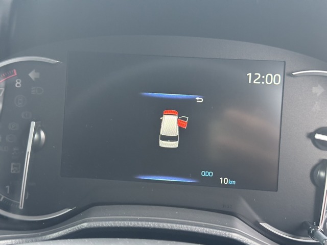 トヨタ ノア ２．０ Ｓ－Ｚ R4年 (中国) 99