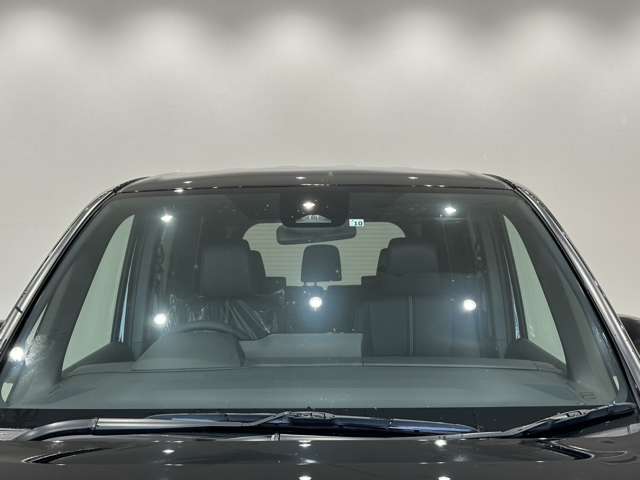 トヨタ ノア ２．０ Ｓ－Ｚ R4年 (中国) 99