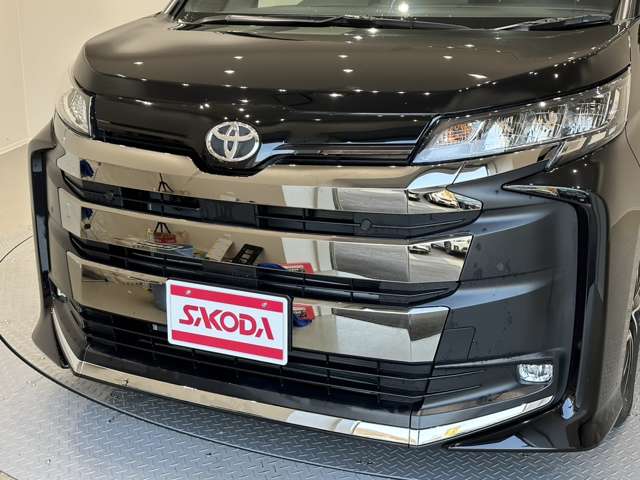 トヨタ ノア ２．０ Ｓ－Ｚ R4年 (中国) 99