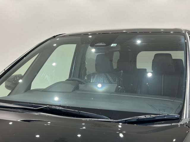 トヨタ ノア ２．０ Ｓ－Ｚ R4年 (中国) 99