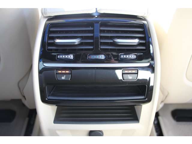 ＢＭＷ ５シリーズ ５４０Ｉ Ｘドライブ Ｍスポーツ ４ＷＤ H29年 (関東) 99