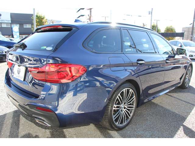 ＢＭＷ ５シリーズ ５４０Ｉ Ｘドライブ Ｍスポーツ ４ＷＤ H29年 (関東) 99