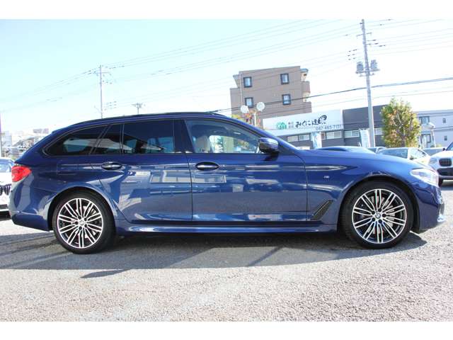 ＢＭＷ ５シリーズ ５４０Ｉ Ｘドライブ Ｍスポーツ ４ＷＤ H29年 (関東) 99