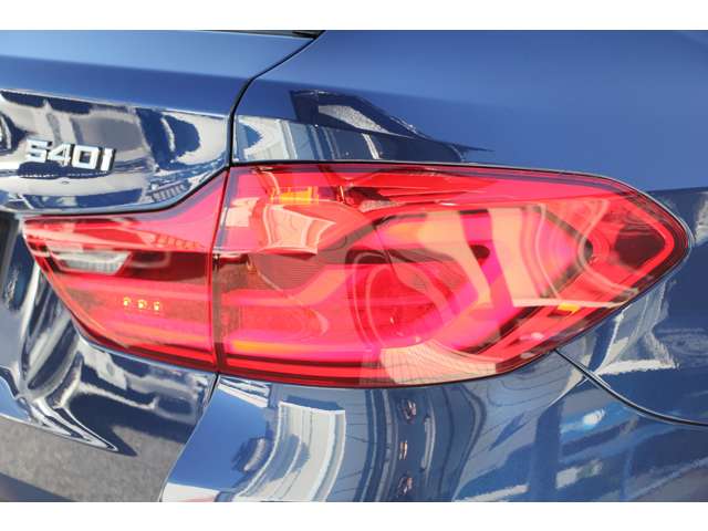 ＢＭＷ ５シリーズ ５４０Ｉ Ｘドライブ Ｍスポーツ ４ＷＤ H29年 (関東) 99