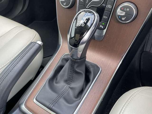 ボルボ Ｖ４０ Ｔ３　クラシックエディション R1年 (東北) 99