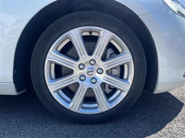 ボルボ Ｖ４０ Ｔ３　クラシックエディション R1年 (東北) 99