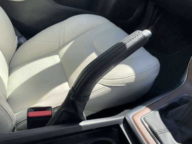 ボルボ Ｖ４０ Ｔ３　クラシックエディション R1年 (東北) 99