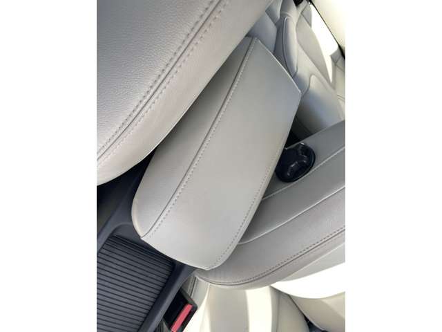 ボルボ Ｖ４０ Ｔ３　クラシックエディション R1年 (東北) 99