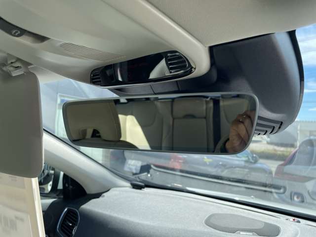 ボルボ Ｖ４０ Ｔ３　クラシックエディション R1年 (東北) 99