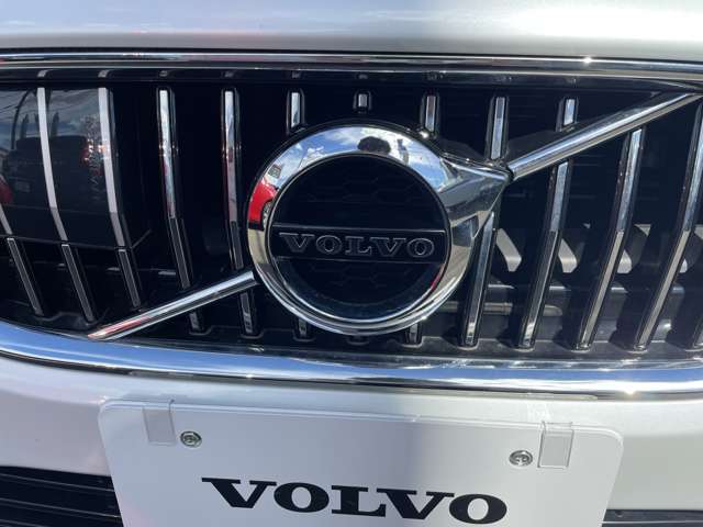 ボルボ Ｖ４０ Ｔ３　クラシックエディション R1年 (東北) 99