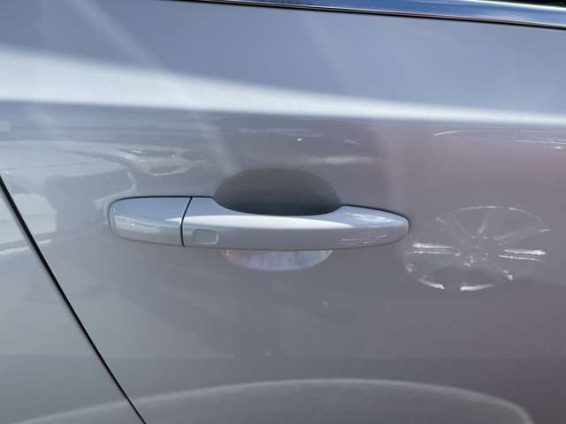 ボルボ Ｖ４０ Ｔ３　クラシックエディション R1年 (東北) 99