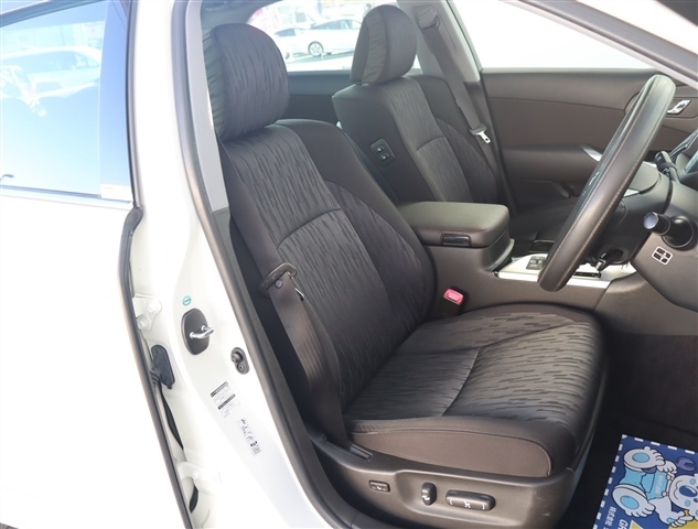 トヨタ クラウンアスリート ２．５ H23年 (関東) 99