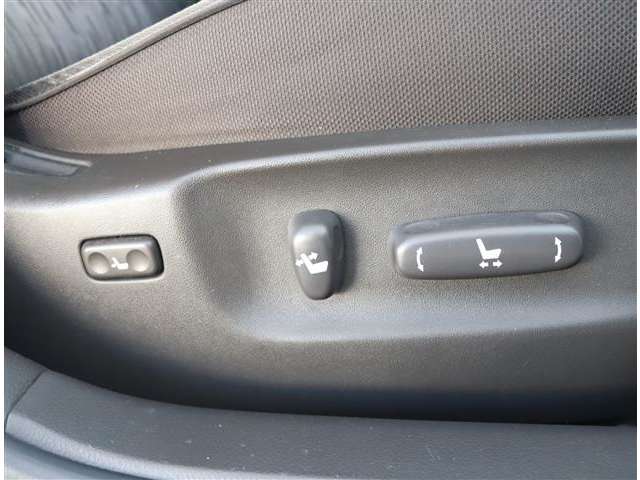 トヨタ クラウンアスリート ２．５ H23年 (関東) 99