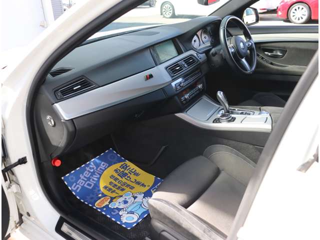 ＢＭＷ ５シリーズ ５２３Ｄ Ｍスポーツ ディーゼルターボ H26年 (関東) 99