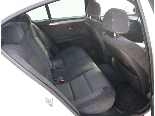 ＢＭＷ ５シリーズ ５２３Ｄ Ｍスポーツ ディーゼルターボ H26年 (関東) 99