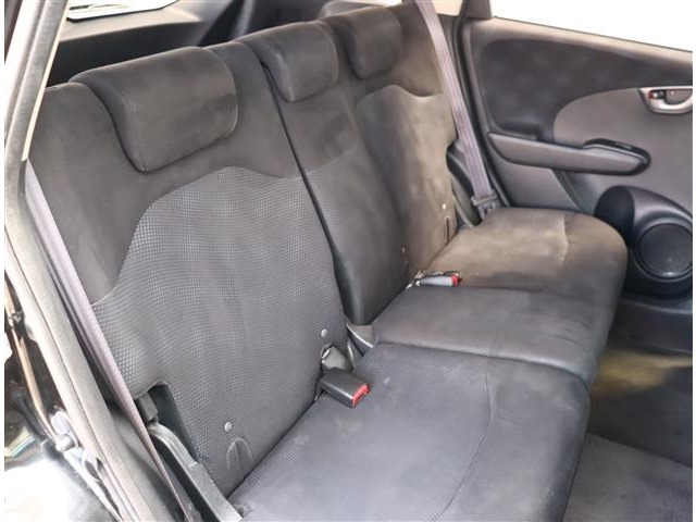 ホンダ フィット １．３ Ｇ スマートセレクション ファインスタイル H25年 (関東) 99