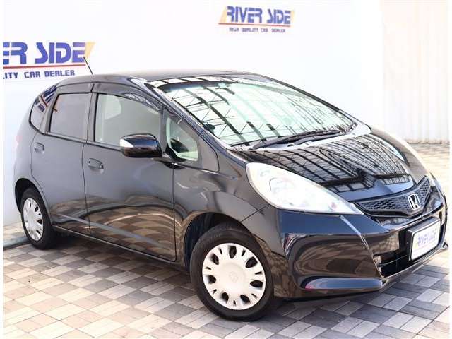 ホンダ フィット １．３ Ｇ スマートセレクション ファインスタイル H25年 (関東) 99