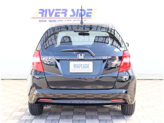 ホンダ フィット １．３ Ｇ スマートセレクション ファインスタイル H25年 (関東) 99