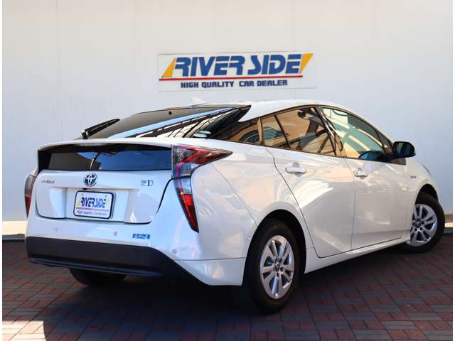 トヨタ プリウス １．８ Ｓ セーフティ プラス H28年 (関東) 99