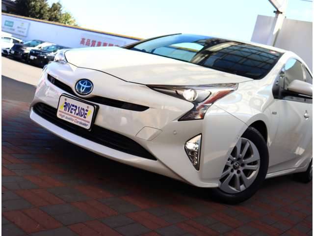 トヨタ プリウス １．８ Ｓ セーフティ プラス H28年 (関東) 99
