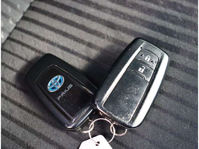 トヨタ プリウス １．８ Ｓ セーフティ プラス H28年 (関東) 99