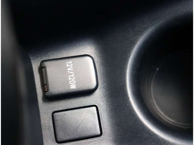 トヨタ プリウス １．８ Ｓ セーフティ プラス H28年 (関東) 99