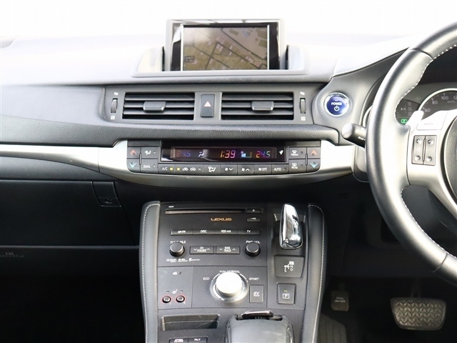 レクサス ＣＴ２００ｈ バージョンＬ H23年 (関東) 99