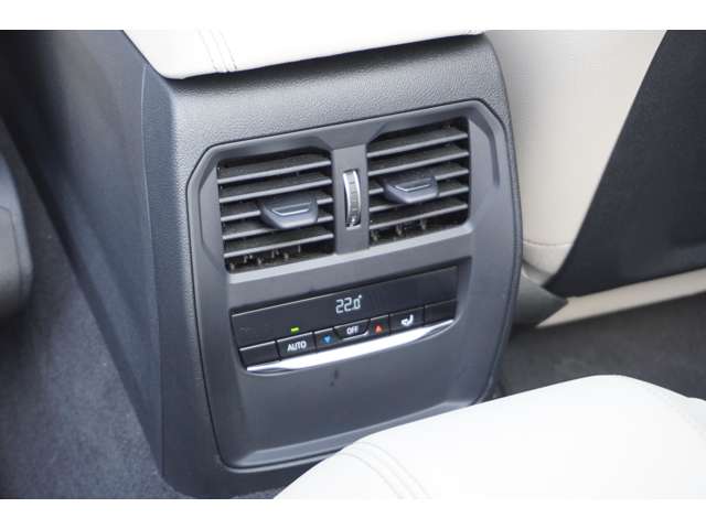 ＢＭＷ ４シリーズ ４２０Ｉ Ｍスポーツ R4年 (近畿) 99