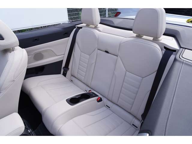 ＢＭＷ ４シリーズ ４２０Ｉ Ｍスポーツ R4年 (近畿) 99