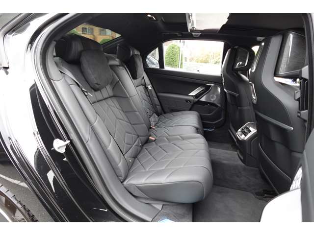 ＢＭＷ ７シリーズ ７４０ｉ　Ｍスポーツ R5年 (近畿) 99