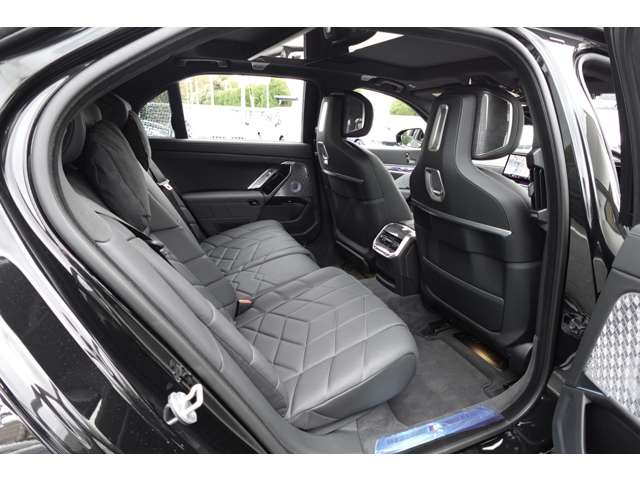 ＢＭＷ ７シリーズ ７４０ｉ　Ｍスポーツ R5年 (近畿) 99