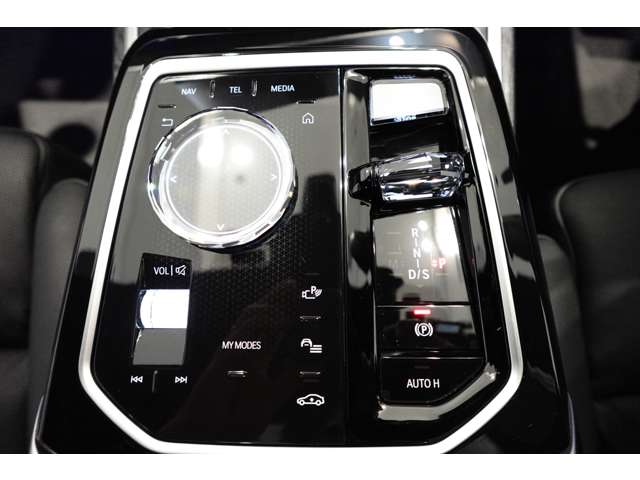 ＢＭＷ ７シリーズ ７４０ｉ　Ｍスポーツ R5年 (近畿) 99