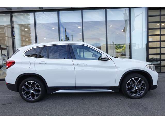 ＢＭＷ Ｘ１ Ｘドライブ １８Ｄ Ｘライン ４ＷＤ R4年 (近畿) 99