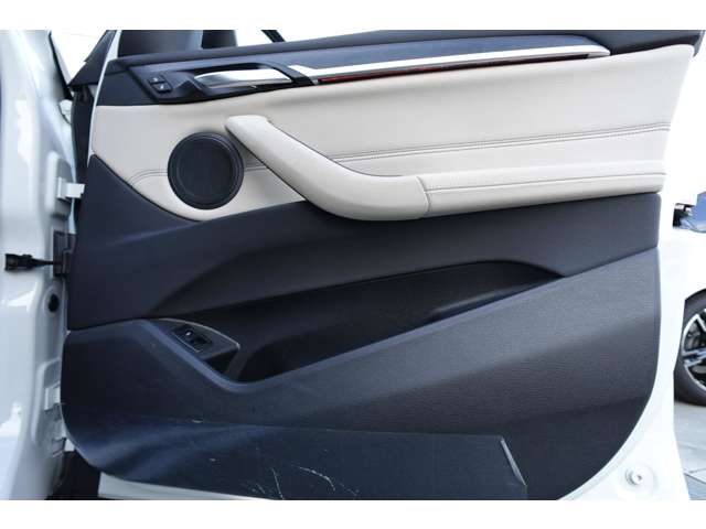 ＢＭＷ Ｘ１ Ｘドライブ １８Ｄ Ｘライン ４ＷＤ R4年 (近畿) 99