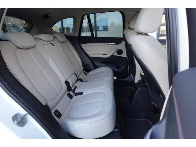 ＢＭＷ Ｘ１ Ｘドライブ １８Ｄ Ｘライン ４ＷＤ R4年 (近畿) 99