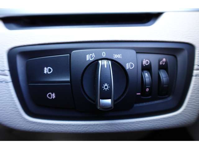 ＢＭＷ Ｘ１ Ｘドライブ １８Ｄ Ｘライン ４ＷＤ R4年 (近畿) 99