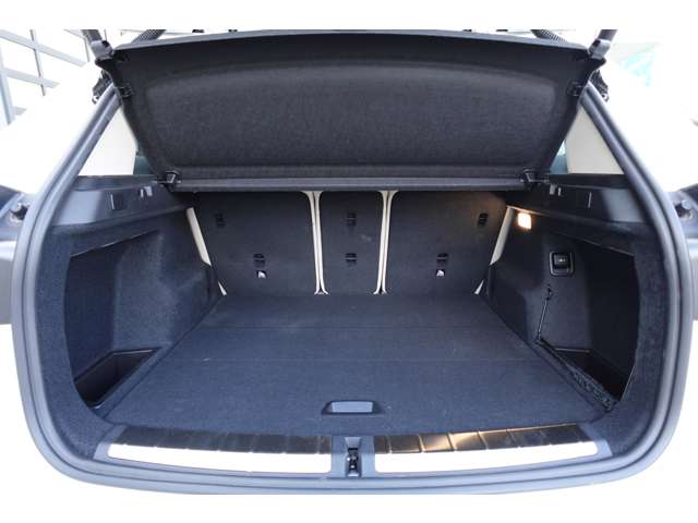 ＢＭＷ Ｘ１ Ｘドライブ １８Ｄ Ｘライン ４ＷＤ R4年 (近畿) 99