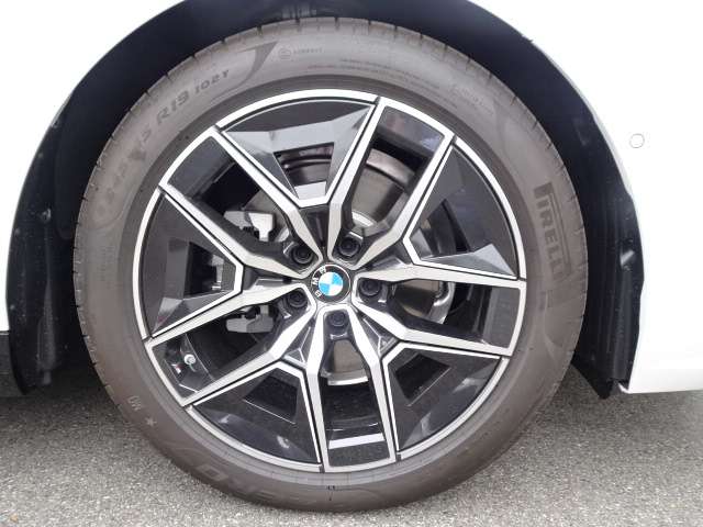 ＢＭＷ ５シリーズ ５２３Ｄ Ｘドライブ Ｍスポーツ ディーゼルターボ ４ＷＤ R6年 (近畿) 99